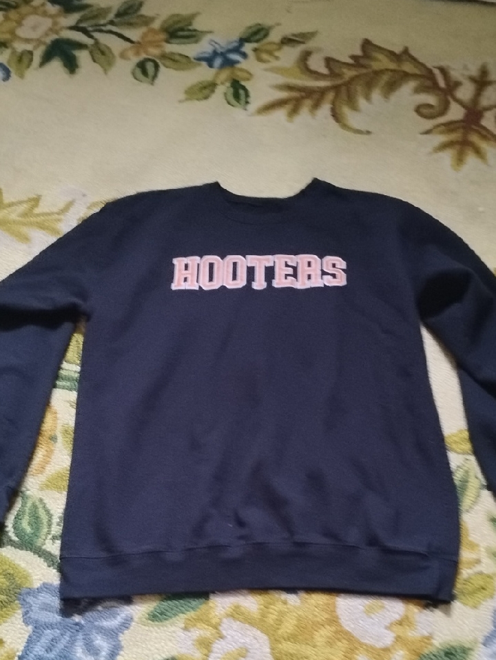 Men's Black Vintage Large Hooters Restaurant Logo Promo Owls Sweatshirt